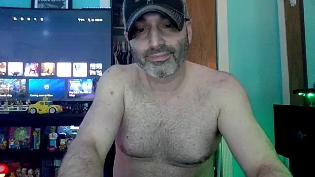 Snapshot of Novabear6996 chatting on August 5, 7:00 am Novabear6996 online show from August 5, 7:00 am