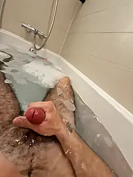 Lezoz  online show from March 8, 5:54 pm