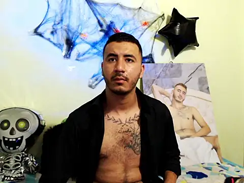 Snapshot of AdamParker_ chatting on October 24, 3:03 am AdamParker online show from October 24, 3:03 am