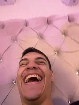 JacobRoberts1 online show from November 10, 8:41 pm