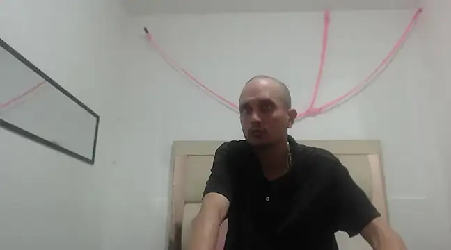 JhonTorres018 online show from February 16, 4:20 am