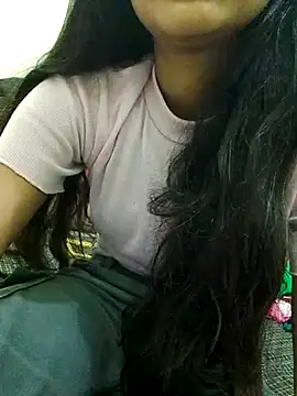 Snapshot of Aaradhna-hoy chatting on February 28, 8:42 am Aaradhna-hoy online show from February 28, 8:42 am