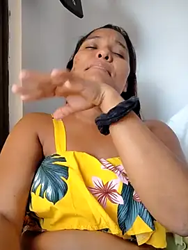 yanikall online show from March 1, 8:21 pm