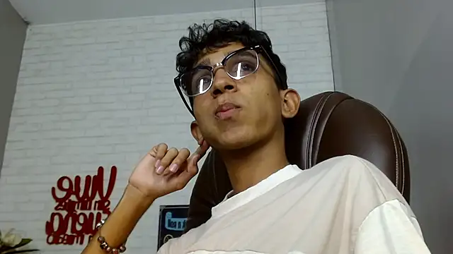 Martin Linares online show from March 5, 6:12 pm