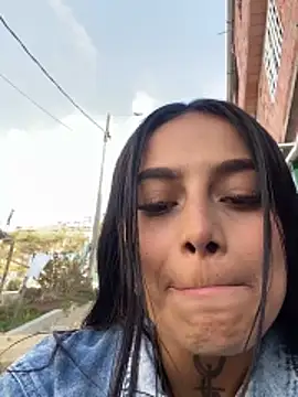 Snapshot of Emily_sharlot chatting on November 11, 11:32 am Emily sharlot online show from November 11, 11:32 am