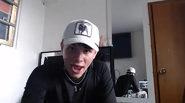 Smith boy 25 online show from February 20, 10:15 pm