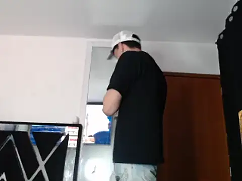 Smith boy 25 online show from March 3, 1:31 am