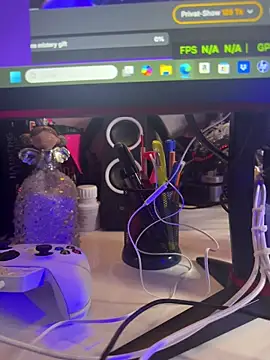 sexymelli18 online show from October 8, 6:05 pm