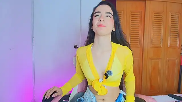 Peach Rose  online show from October 12, 7:02 pm