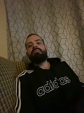 guccititi online show from November 7, 3:39 am