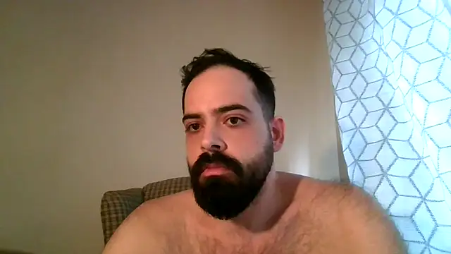 guccititi online show from March 16, 5:28 pm