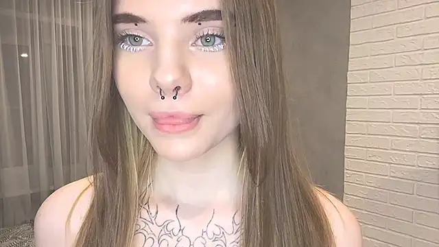 CarolinePepper online show from February 25, 4:10 pm