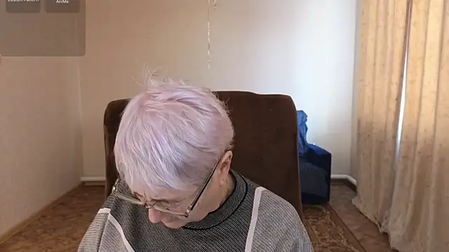 Sandra Snowflake online show from January 16, 11:25 am