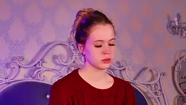 BECKI VRES online show from October 28, 9:17 pm