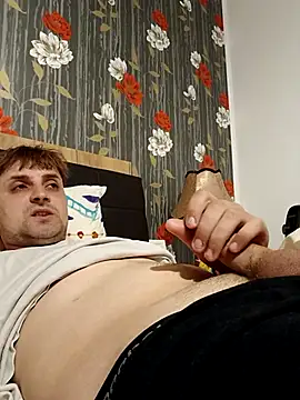 Eusuntnoulgigolo online show from May 5, 7:00 pm