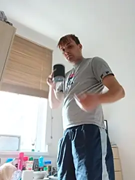Eusuntnoulgigolo online show from August 1, 7:40 am