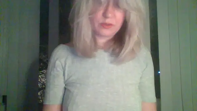 Snapshot of Mary888x chatting on March 11, 6:19 pm Mary888x online show from March 11, 6:19 pm