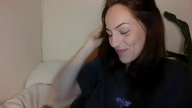 Edenfox- online show from February 15, 8:49 pm