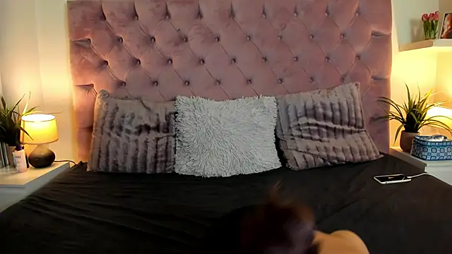 MaiaMini online show from March 5, 8:32 pm