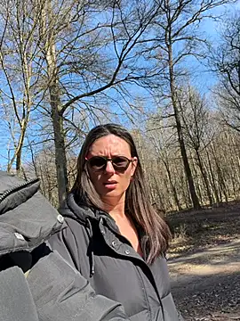 AvaFlowers6 online show from March 20, 9:47 am