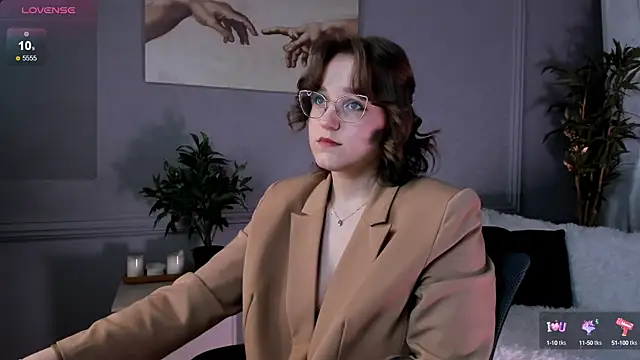 Snapshot of Rada_Woods chatting on February 28, 9:33 pm Rada Woods online show from February 28, 9:33 pm