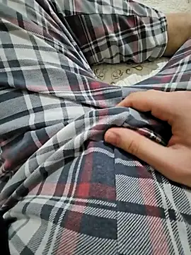 skiciyunis online show from March 17, 8:19 pm