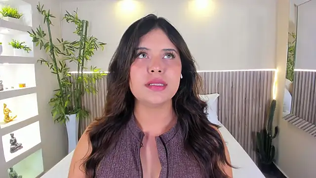 GeorginaReyes online show from May 25, 10:16 pm