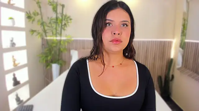 GeorginaReyes online show from June 21, 12:08 pm