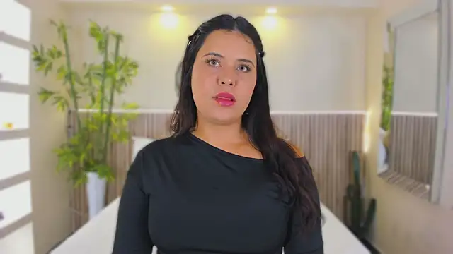 GeorginaReyes online show from July 26, 6:04 pm