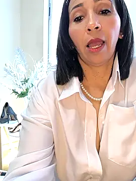 Mrsvictoriaaa online show from November 15, 7:21 pm