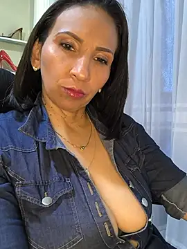 Snapshot of Mrsvictoriaaa chatting on June 26, 8:02 pm Mrsvictoriaaa online show from June 26, 8:02 pm