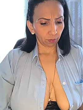 Snapshot of Mrsvictoriaaa chatting on July 18, 6:45 pm Mrsvictoriaaa online show from July 18, 6:45 pm