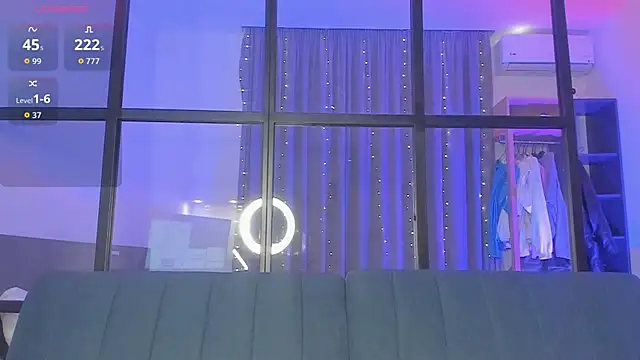 Snapshot of I___love__you chatting on November 6, 10:54 pm I love you online show from November 6, 10:54 pm