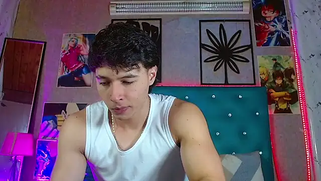 LiamAndrewzz online show from June 15, 4:15 am