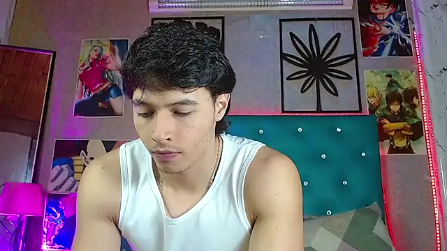 LiamAndrewzz online show from July 8, 5:34 am