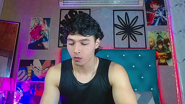 LiamAndrewzz online show from July 21, 3:53 am