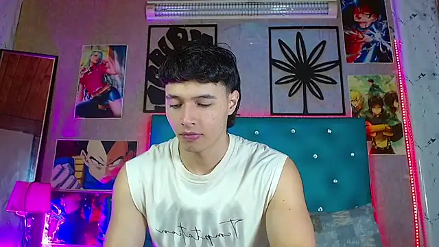LiamAndrewzz online show from August 1, 3:28 am