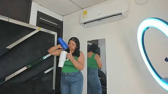 Snapshot of Rubyxht chatting on October 28, 12:52 pm Rubyxht online show from October 28, 12:52 pm