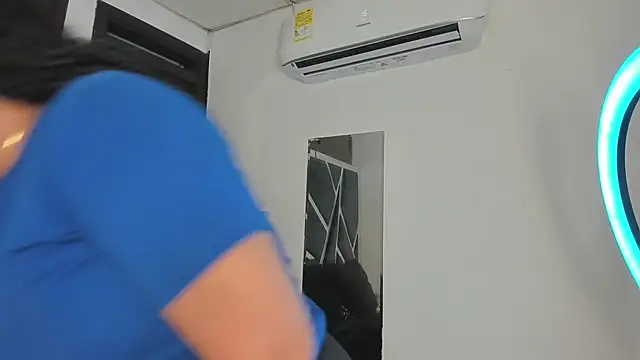 Snapshot of Rubyxht chatting on December 1, 12:32 pm Rubyxht online show from December 1, 12:32 pm