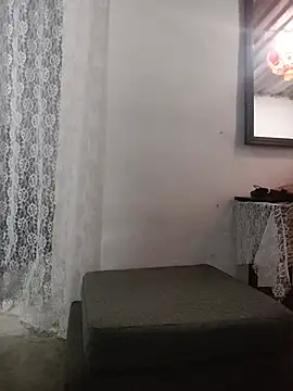 ElaRuil69 online show from June 10, 3:18 am