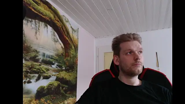 Snapshot of Justforfunc123 chatting on March 30, 3:35 pm Justforfunc123 online show from March 30, 3:35 pm