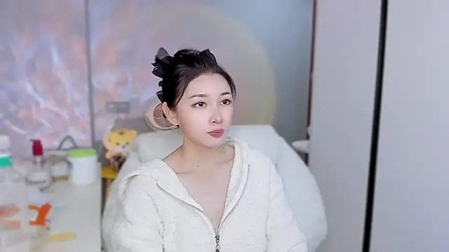 Snapshot of A_dabo chatting on December 14, 9:14 am A dabo online show from December 14, 9:14 am