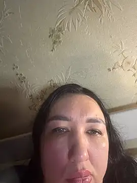 Snapshot of Naughtbaby_2025 chatting on June 11, 2:53 am Naughtbaby 2025 online show from June 11, 2:53 am