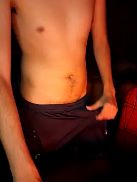 Aguuss18 online show from March 18, 4:26 am