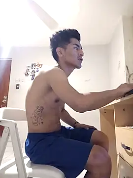 LeonRoots online show from November 2, 4:15 am