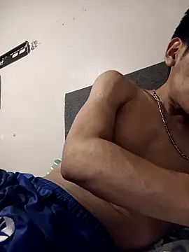 LeonRoots online show from December 19, 12:06 am