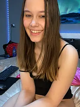 Siena Amaris online show from March 22, 5:20 pm