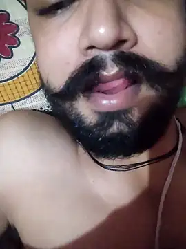 Snapshot of yourindianfellow chatting on October 7, 2:31 am yourindianfellow online show from October 7, 2:31 am