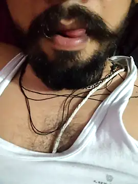 Snapshot of yourindianfellow chatting on April 1, 4:35 am yourindianfellow online show from April 1, 4:35 am