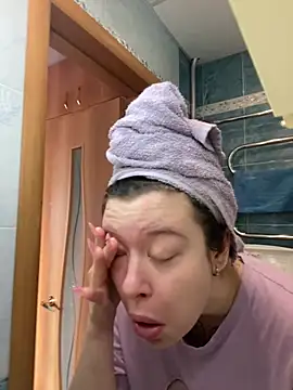 AlishaPrettyBlade online show from February 23, 3:13 am